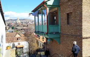 Прогулка по Клдисубани (Скальному кварталу) и горе Мтацминда