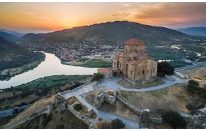 Oднодневная экскурсия Мцхета-Уплисцихе