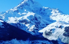 Экскурсионная программа в Казбеги.