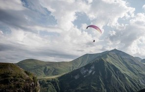 Полеты на параплане в Гудаури