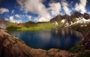 Озеро Тобаварчхил- для любителей активного отдыха